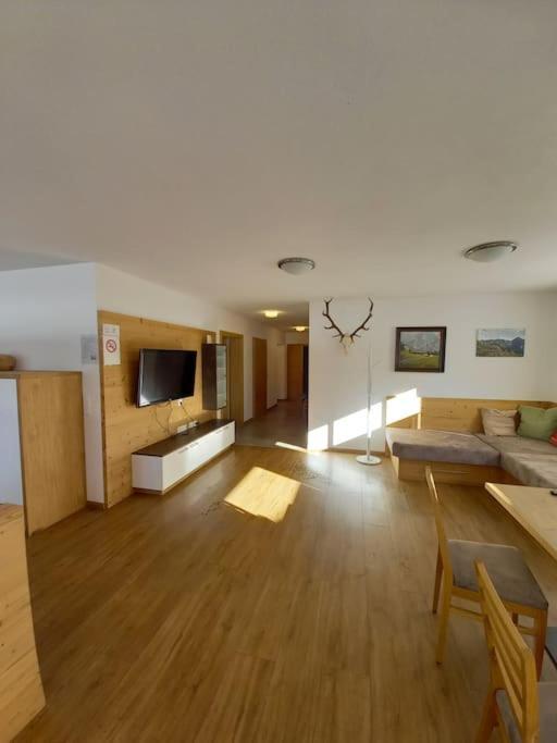 Grosszuegiges Apartment Georg Mayrhofen Barrierefrei Hollenzen Exteriér fotografie