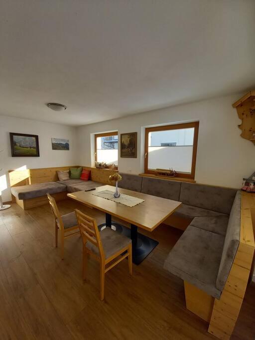 Grosszuegiges Apartment Georg Mayrhofen Barrierefrei Hollenzen Exteriér fotografie
